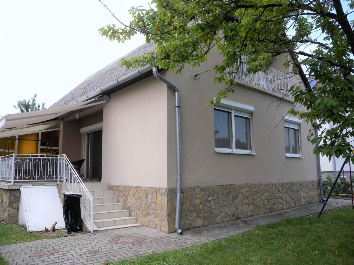 Holiday Home In Fonyod/Balaton 38001 Εξωτερικό φωτογραφία
